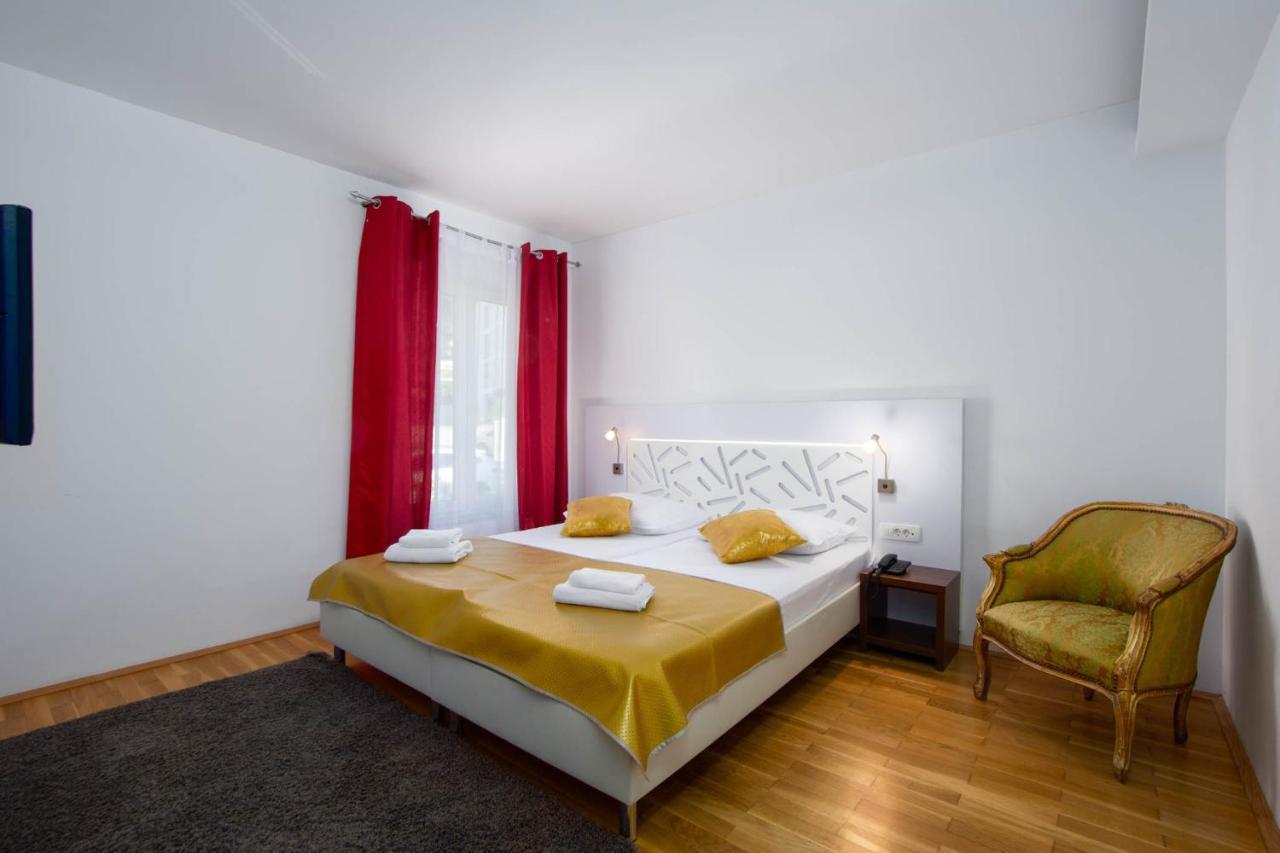 Villa Sveti Kriz โตรกีร์ ภายนอก รูปภาพ